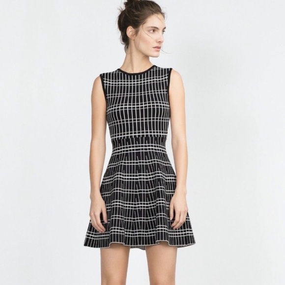 slim fit dress slacks Shop Zara Clothing and Dresses at SilkRoll. Trade with us!